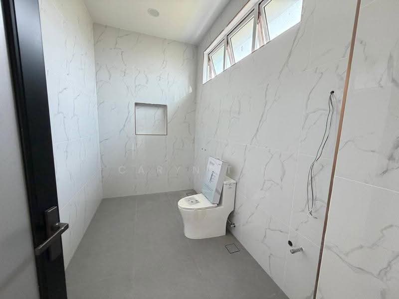 Semi-Detached House for Sale in Austin Heights (Tebrau) - Caryn Ter - Bathroom - PropertyGuru.com.my
