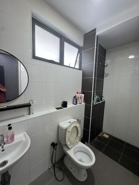 Semi-Detached House for Rent in Telok Panglima Garang (Selangor) - Grace Lai - Bathroom - PropertyGuru.com.my