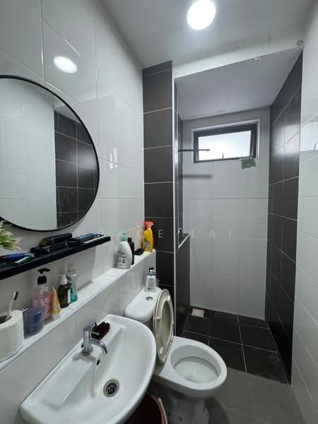 Semi-Detached House for Rent in Telok Panglima Garang (Selangor) - Grace Lai - Bathroom - PropertyGuru.com.my