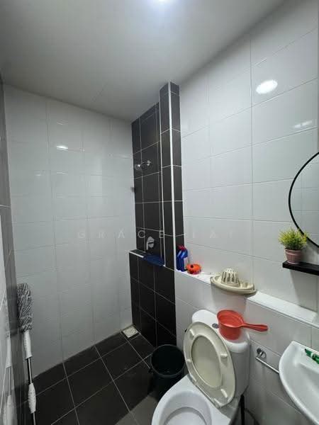 Semi-Detached House for Rent in Telok Panglima Garang (Selangor) - Grace Lai - Bathroom - PropertyGuru.com.my
