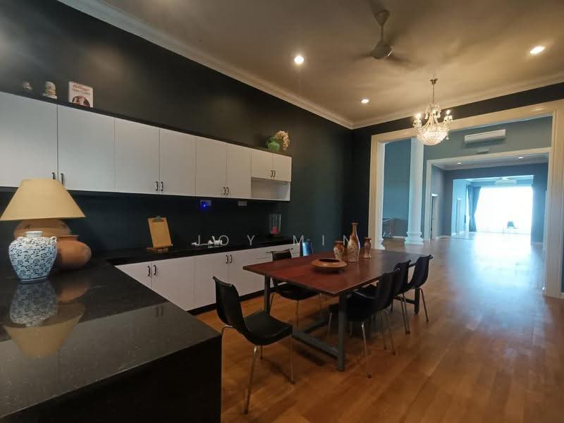 Bungalow House for Rent in Leisure Farm (Gelang Patah) - Joy Min - Kitchen - PropertyGuru.com.my