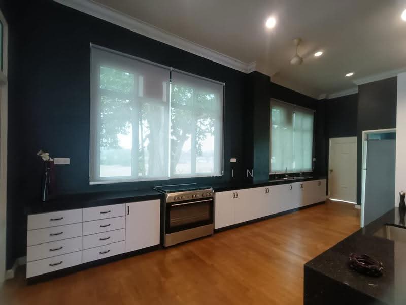 Bungalow House for Rent in Leisure Farm (Gelang Patah) - Joy Min - Kitchen - PropertyGuru.com.my