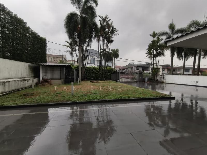 Bungalow House for Rent in Taman Sri Tebrau (Johor Bahru) - Tan Bing Yi - Exterior - PropertyGuru.com.my