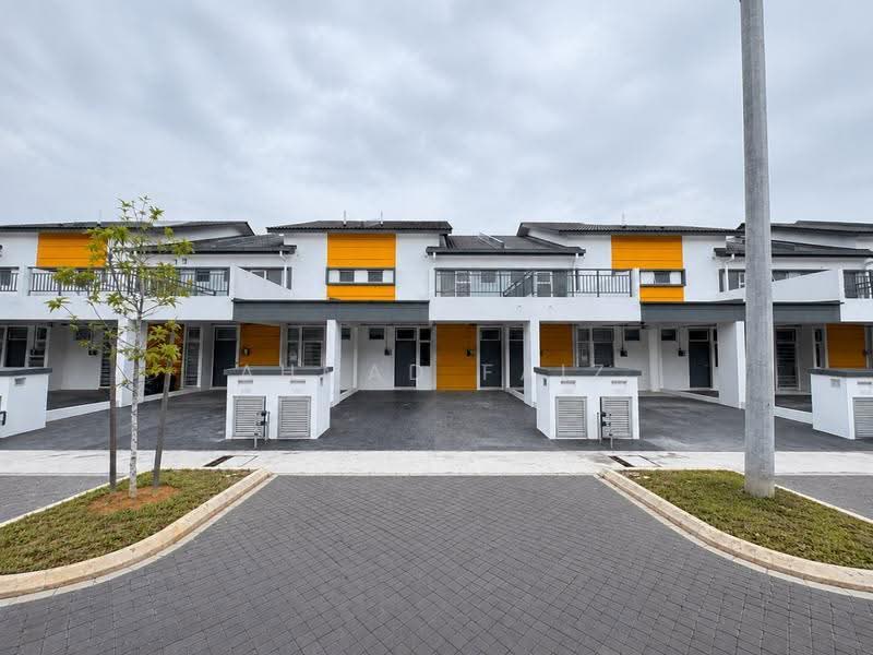 Townhouse for Rent in Dengkil (Selangor) - Ahmad Faiz - Exterior - PropertyGuru.com.my