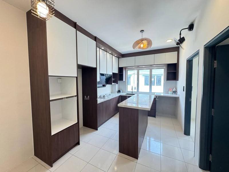 Townhouse for Rent in Dengkil (Selangor) - Ahmad Faiz - Kitchen - PropertyGuru.com.my