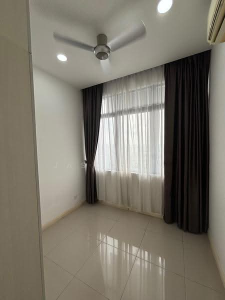 Service Residence for Sale at D'Pristine - Jason Sim - Interior - PropertyGuru.com.my