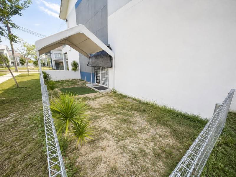 Townhouse for Rent in Dengkil (Selangor) - Ahmad Faiz - Exterior - PropertyGuru.com.my
