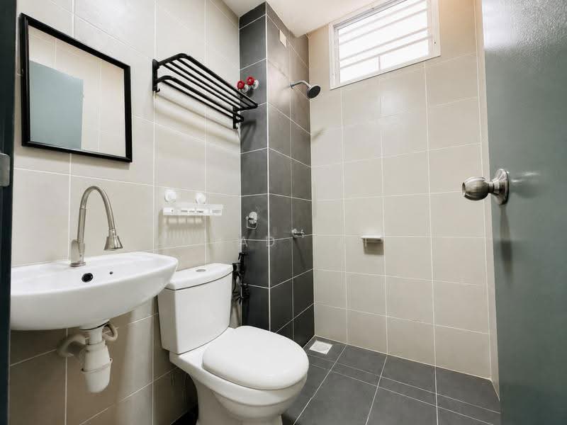 Townhouse for Rent in Dengkil (Selangor) - Ahmad Faiz - Bathroom - PropertyGuru.com.my