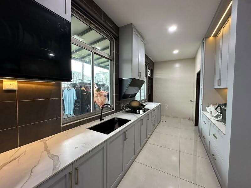 Semi-Detached House for Sale in Taman Nusa Bestari (Iskandar Puteri (Nusajaya)) - Caryn Ter - Kitchen - PropertyGuru.com.my