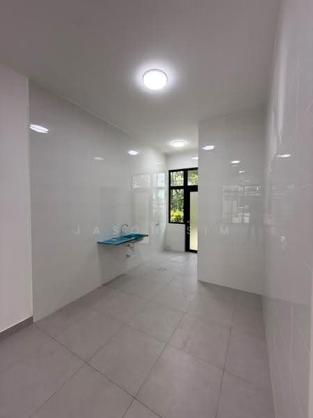 2-storey Terraced House for Rent in Taman Eco Cascadia (Tebrau) - Jason Sim - Kitchen - PropertyGuru.com.my