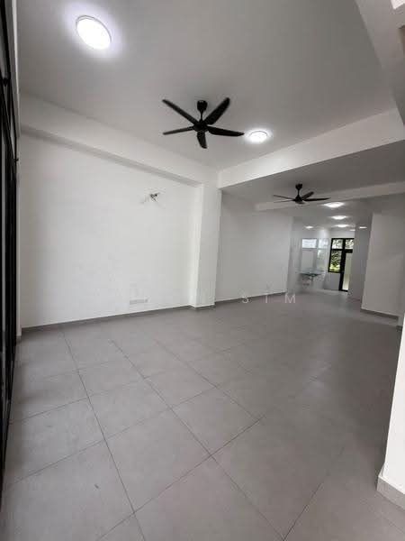 2-storey Terraced House for Rent in Taman Eco Cascadia (Tebrau) - Jason Sim - Living Room - PropertyGuru.com.my