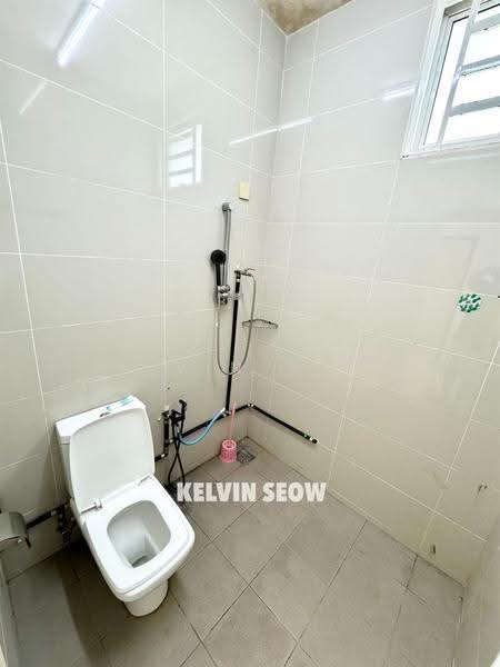 Semi-Detached House for Sale in Taman Prestij (Balik Pulau) - Kelvin Seow - Bathroom - PropertyGuru.com.my