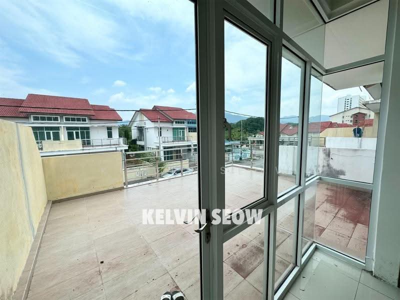 Semi-Detached House for Sale in Taman Prestij (Balik Pulau) - Kelvin Seow - Balcony - PropertyGuru.com.my