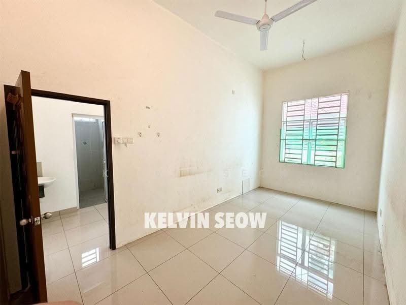 Semi-Detached House for Sale in Taman Prestij (Balik Pulau) - Kelvin Seow - Interior - PropertyGuru.com.my