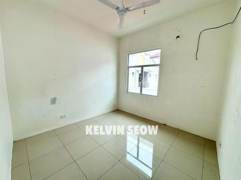 Semi-Detached House for Sale in Taman Prestij (Balik Pulau) - Kelvin Seow - Interior - PropertyGuru.com.my