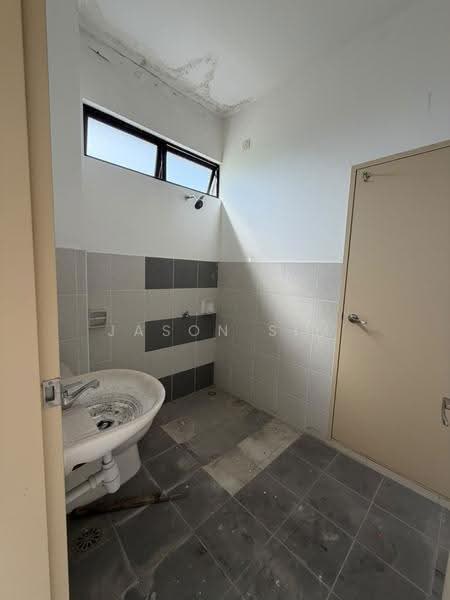 2-storey Terraced House for Sale in Pasir Gudang (Johor) - Jason Sim - Bathroom - PropertyGuru.com.my