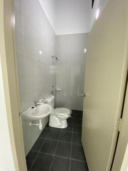 2-storey Terraced House for Sale in Taman Pulai Mutiara (Iskandar Puteri (Nusajaya)) - Eva Siow - Bathroom - PropertyGuru.com.my
