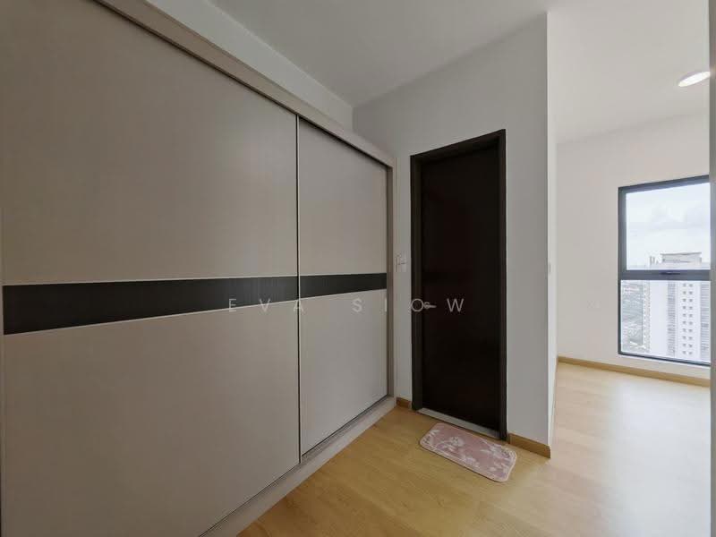 Condominium for Sale at Amberside @ Country Garden Danga Bay - Eva Siow - PropertyGuru.com.my