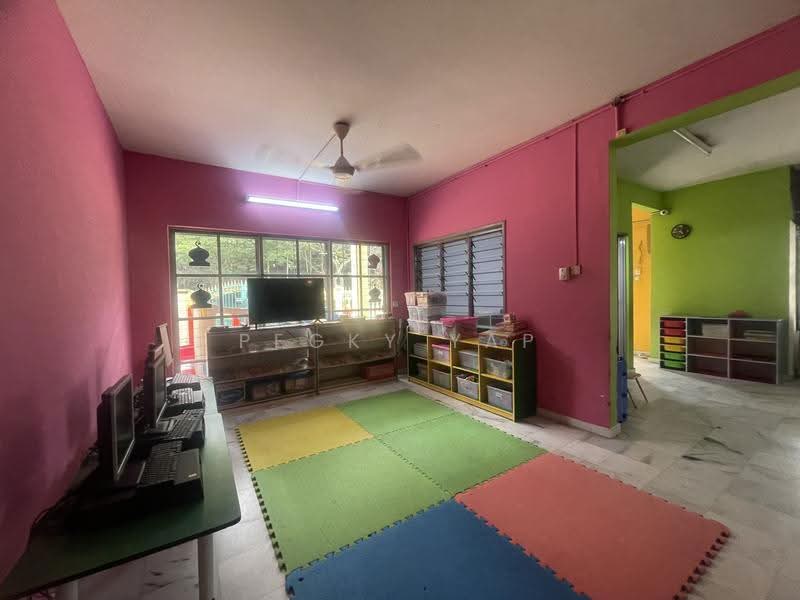 2.5-storey Terraced House for Sale in Bandar Sri Damansara (Selangor) - Pegky Yap - Study - PropertyGuru.com.my