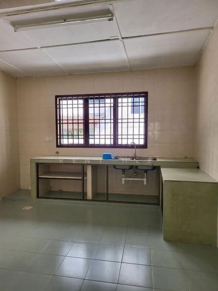 Rumah Banglo untuk Disewa di Taman Stulang Laut (Johor Bahru) - Reny Hee - Kitchen - PropertyGuru.com.my