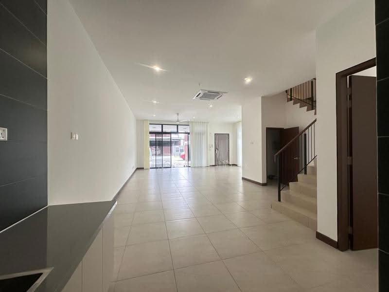 2-storey Terraced House for Rent in Puteri Harbour (Iskandar Puteri (Nusajaya)) - Jin Teok - Living Room - PropertyGuru.com.my