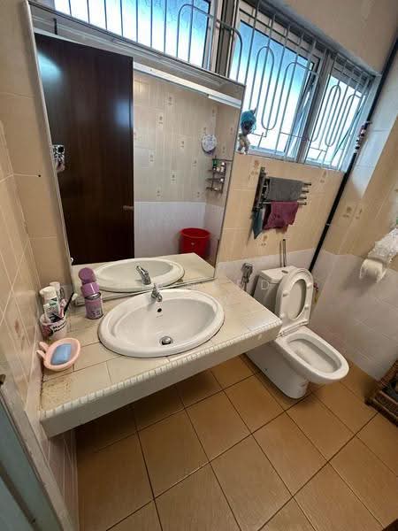 2-storey Terraced House for Sale in SS2 (Petaling Jaya) - Richard Liew - Bathroom - PropertyGuru.com.my