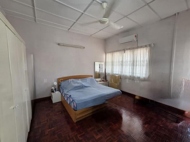 2-storey Terraced House for Sale in SS2 (Petaling Jaya) - Richard Liew - Bedroom - PropertyGuru.com.my