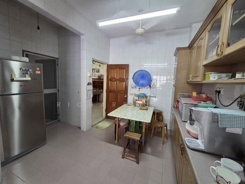 2-storey Terraced House for Sale in SS2 (Petaling Jaya) - Richard Liew - Kitchen - PropertyGuru.com.my