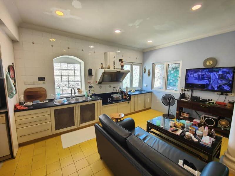 2-storey Terraced House for Sale in SS 21, Damansara Utama (Petaling Jaya) - Richard Liew - Kitchen - PropertyGuru.com.my