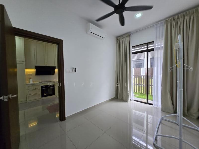 2-storey Terraced House for Rent in Setia Safiro (Cyberjaya) - Mu'izz Halim - Kitchen - PropertyGuru.com.my