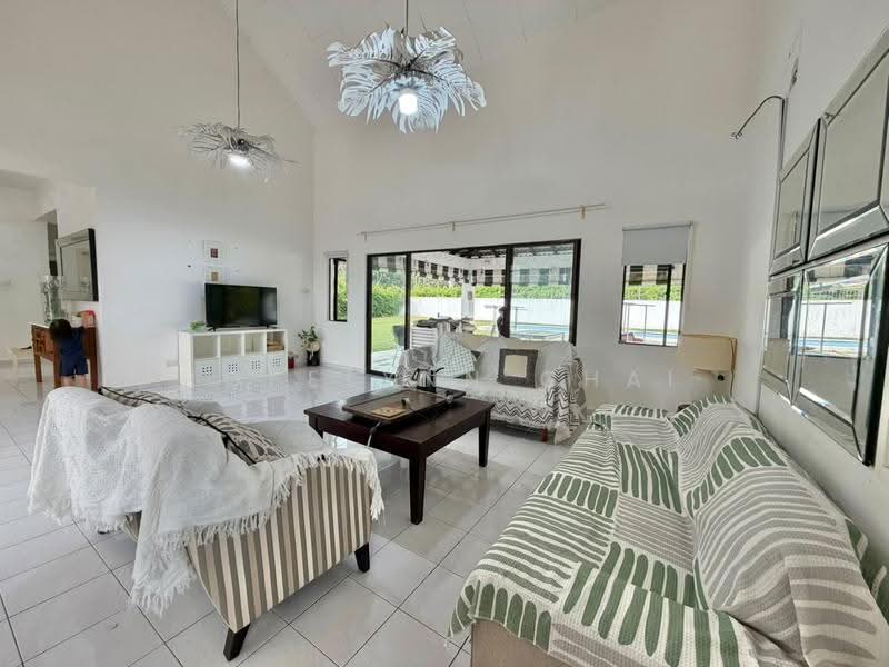 Bungalow House for Rent in Leisure Farm (Gelang Patah) - Roselynn Chai - Living Room - PropertyGuru.com.my