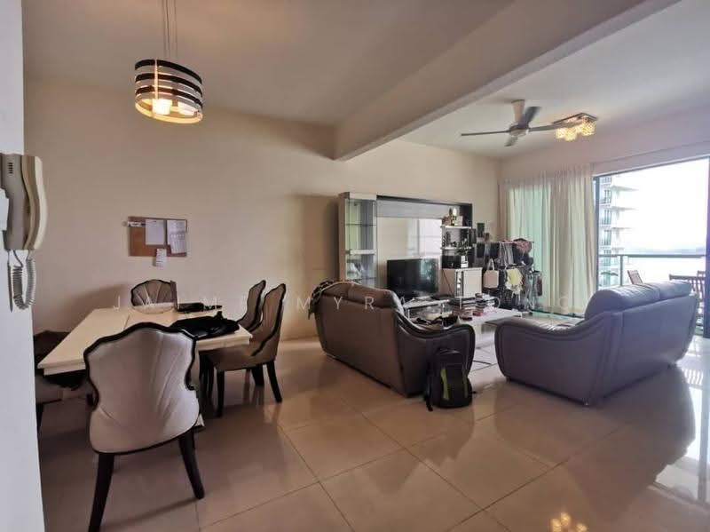 Kondominium untuk Dijual di The Peak Vista - Jaime Myra Tong - Living Room - PropertyGuru.com.my