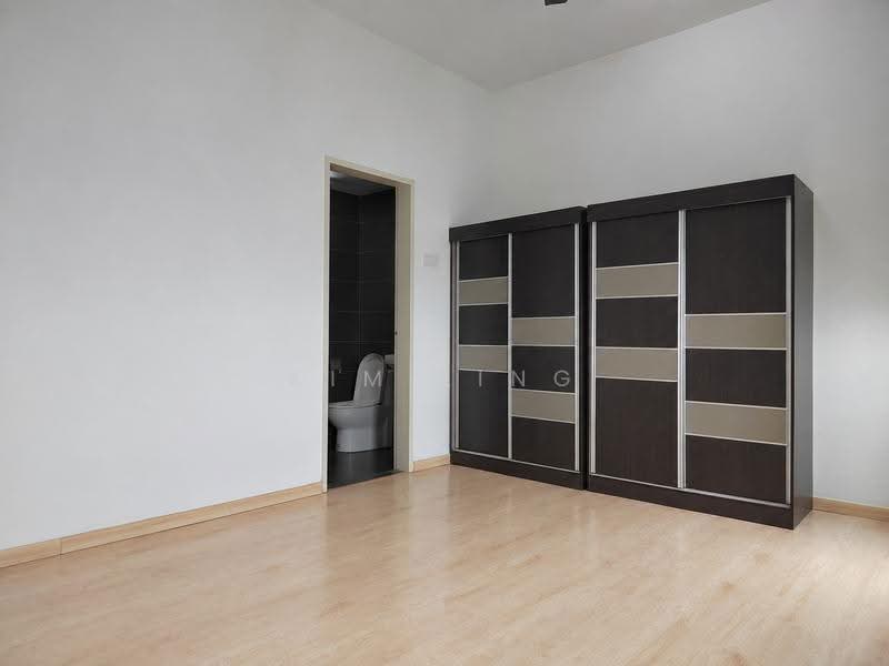 Kondominium untuk Disewa di Parkhill Residence - Kim Ling - Bathroom - PropertyGuru.com.my