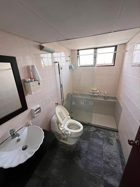 Kondominium untuk Dijual di Miami Green - Li Fang - Bathroom - PropertyGuru.com.my