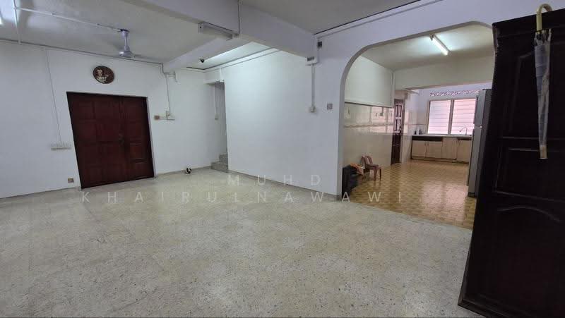 2-storey Terraced House for Sale in Shah Alam (Selangor) - Muhd Khairulnawawi Kamaruddin - Living Room - PropertyGuru.com.my