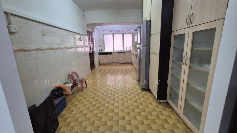 2-storey Terraced House for Sale in Shah Alam (Selangor) - Muhd Khairulnawawi Kamaruddin - Kitchen - PropertyGuru.com.my