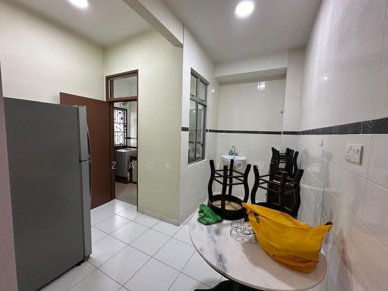2-storey Terraced House for Sale in Setia Tropika (Johor Bahru) - Zack Chow - Kitchen - PropertyGuru.com.my
