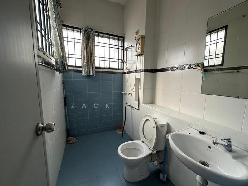 2-storey Terraced House for Sale in Setia Tropika (Johor Bahru) - Zack Chow - Bathroom - PropertyGuru.com.my