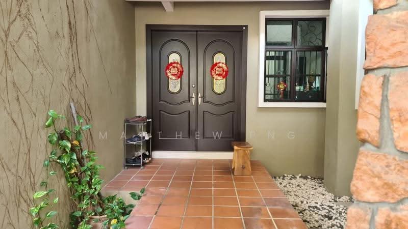 Rumah Teres 2.5-Tingkat untuk Dijual di Bayan Lepas (Penang) - Matthew Png - Entrance - PropertyGuru.com.my