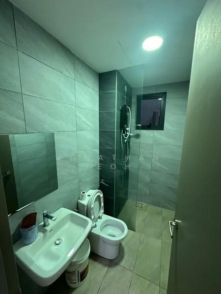 Condominium for Rent at Bennington Residences @ SkyArena - Jonathan Yeoh - Bathroom - PropertyGuru.com.my