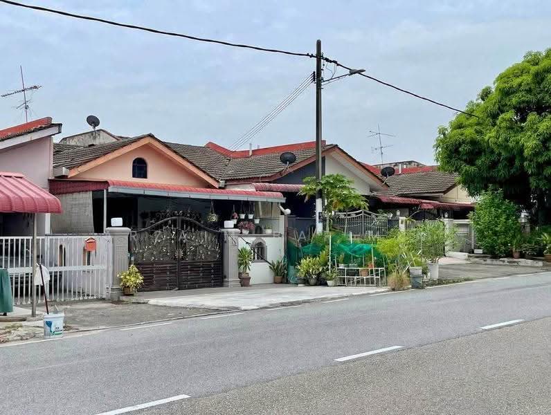 Terraced House for Sale in Taman Megah Ria (Masai) - Arzaim Barimin - PropertyGuru.com.my