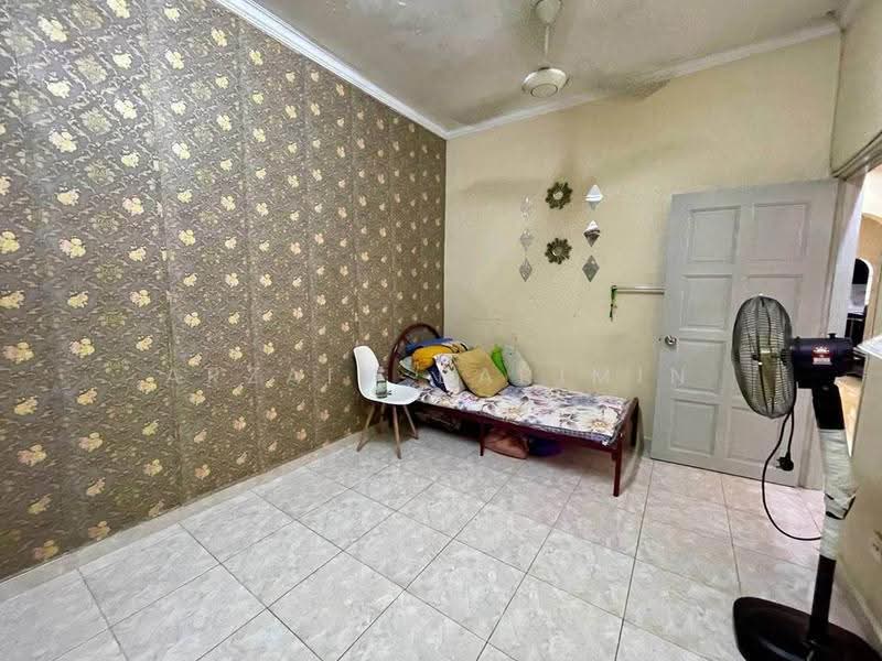 Terraced House for Sale in Taman Megah Ria (Masai) - Arzaim Barimin - Bedroom - PropertyGuru.com.my