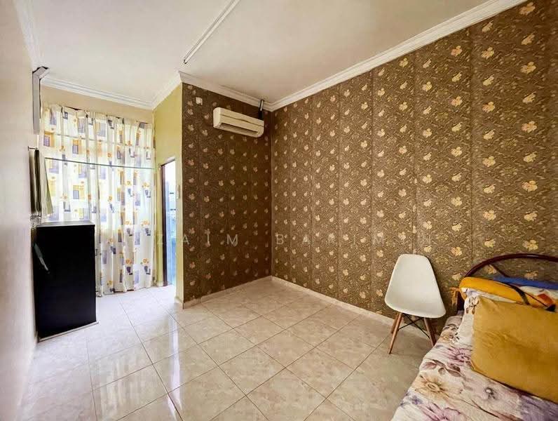 Terraced House for Sale in Taman Megah Ria (Masai) - Arzaim Barimin - Bedroom - PropertyGuru.com.my