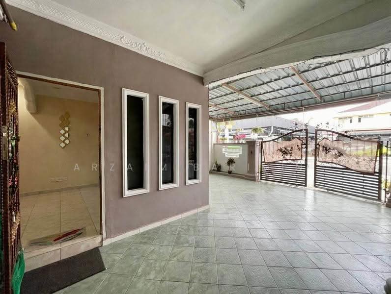 Terraced House for Sale in Taman Megah Ria (Masai) - Arzaim Barimin - Entrance - PropertyGuru.com.my