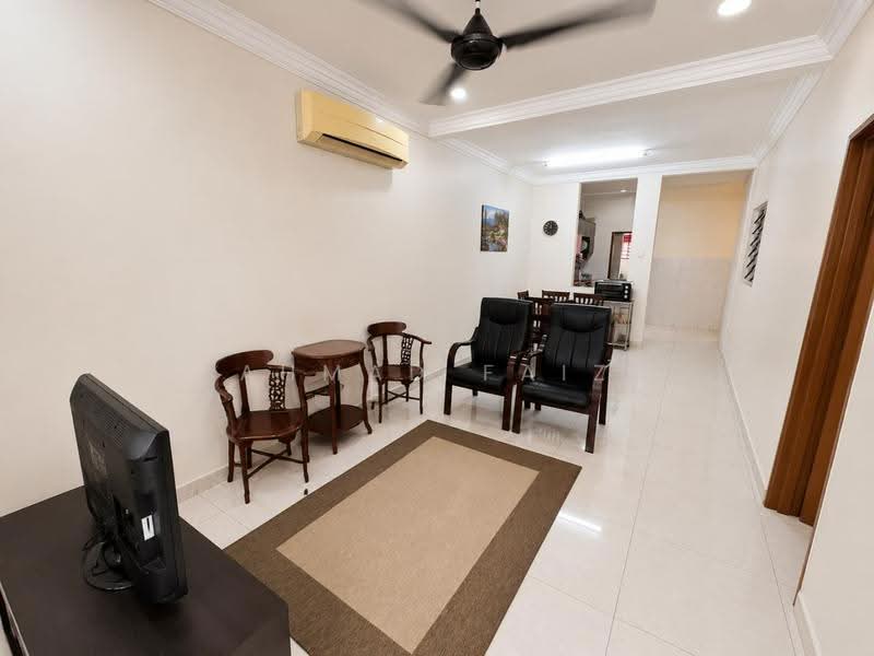 1-storey Terraced House for Sale in Bandar Bukit Raja (Klang) - Ahmad Faiz - Living Room - PropertyGuru.com.my