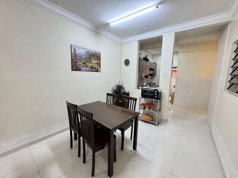 1-storey Terraced House for Sale in Bandar Bukit Raja (Klang) - Ahmad Faiz - Dining Room - PropertyGuru.com.my