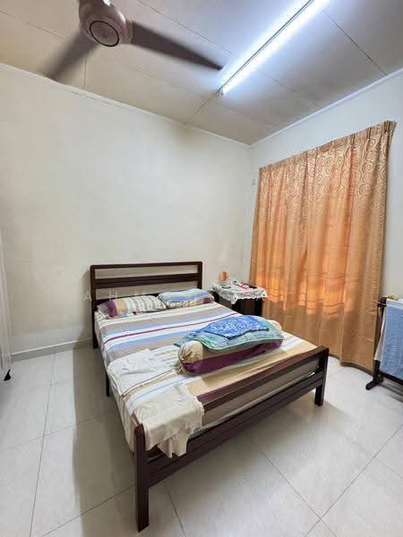 1-storey Terraced House for Sale in Bandar Bukit Raja (Klang) - Ahmad Faiz - Bedroom - PropertyGuru.com.my