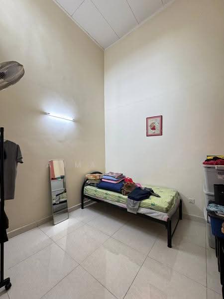 1-storey Terraced House for Sale in Bandar Bukit Raja (Klang) - Ahmad Faiz - Bedroom - PropertyGuru.com.my