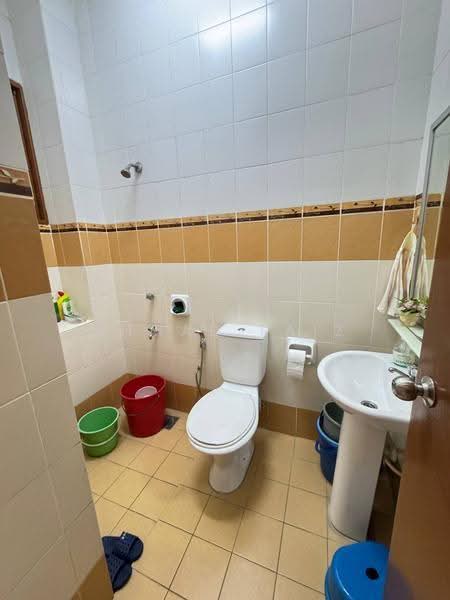 1-storey Terraced House for Sale in Bandar Bukit Raja (Klang) - Ahmad Faiz - Bathroom - PropertyGuru.com.my