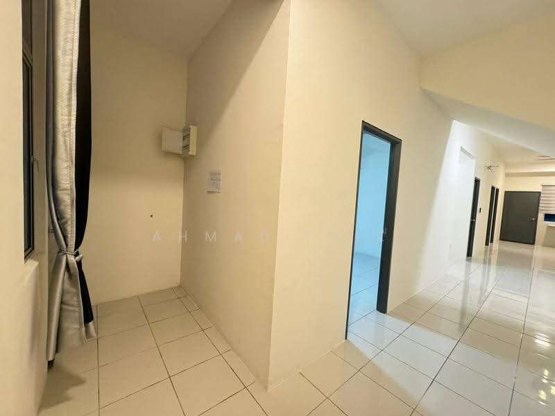 Townhouse for Rent in Dengkil (Selangor) - Ahmad Faiz - Corridor - PropertyGuru.com.my